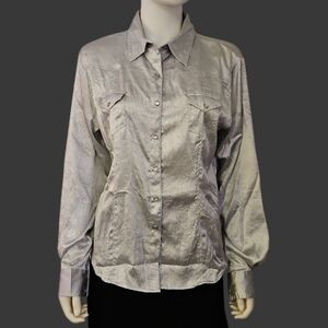 VTG ADOBE ROSE Liquid Silver Crinkle Satin Snap Long Sleeve Shirt